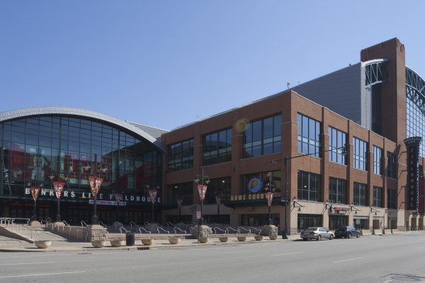 Conseco Fieldhouse สู่ Gainbridge Fieldhouse